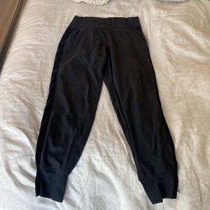 Athlete Venice Velvet Stripe Jogger
